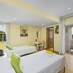 Villa Canas By