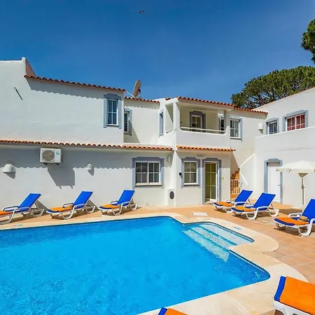 Villa Canas By *