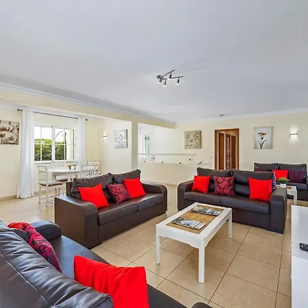 Villa Canas By